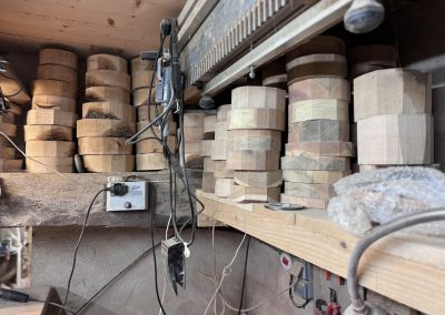 atelier Barda Aiguines de tourneur sur bois