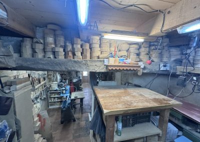atelier Barda Aiguines de tourneur sur bois