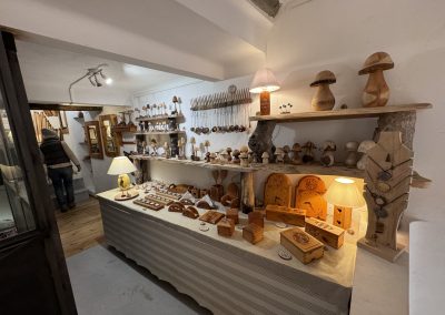 atelier Barda Aiguines de tourneur sur bois