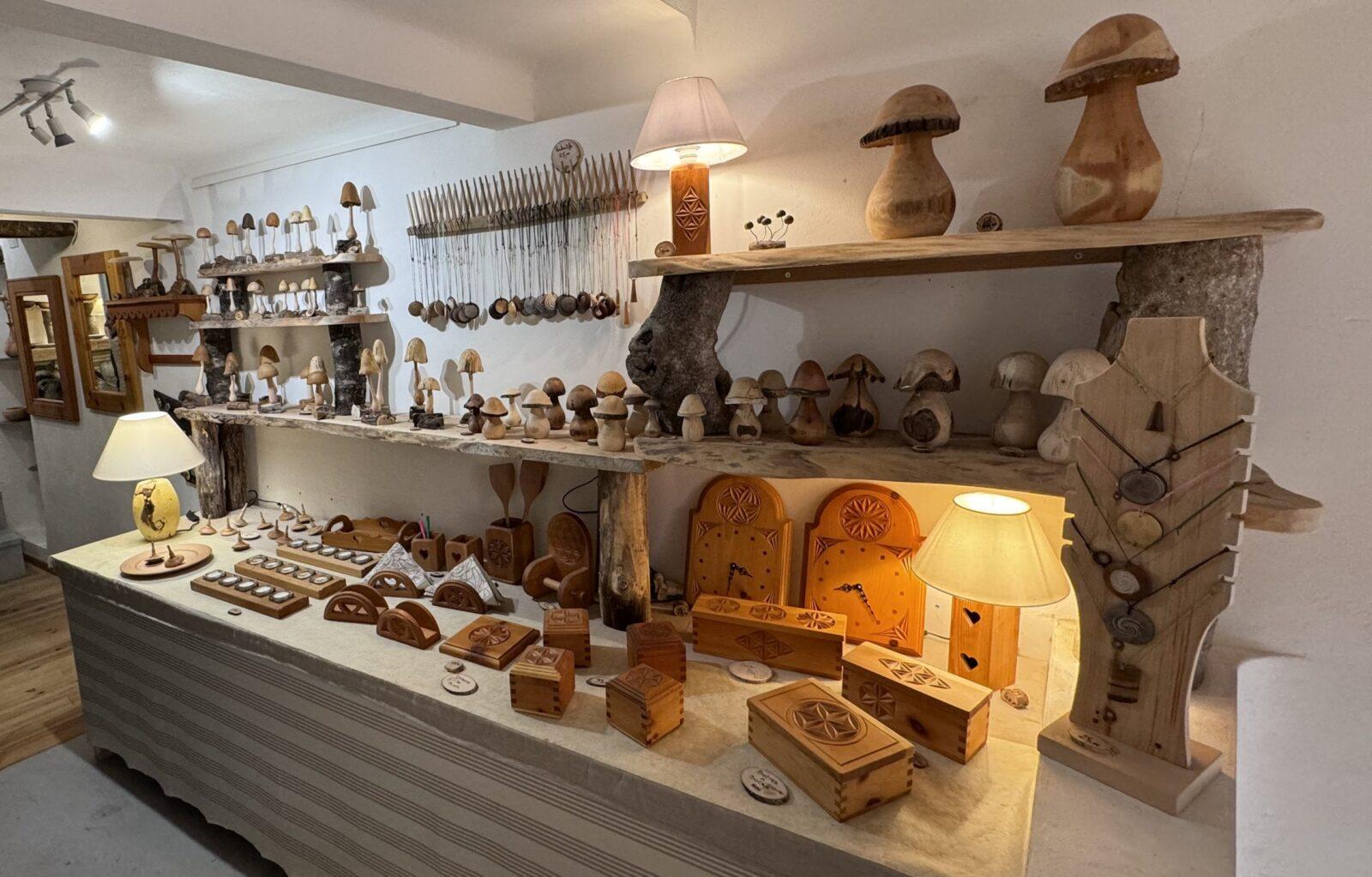 atelier Barda Aiguines de tourneur sur bois