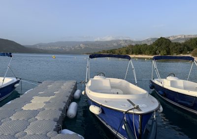 port des salles sur verdon avec vu sur les gorges du verdon